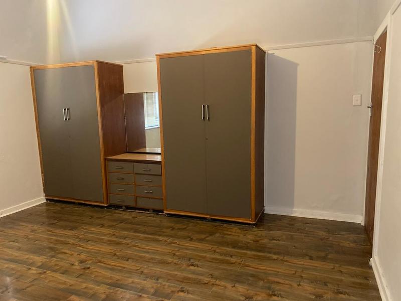 5 Bedroom Property for Sale in Balmoral Eastern Cape